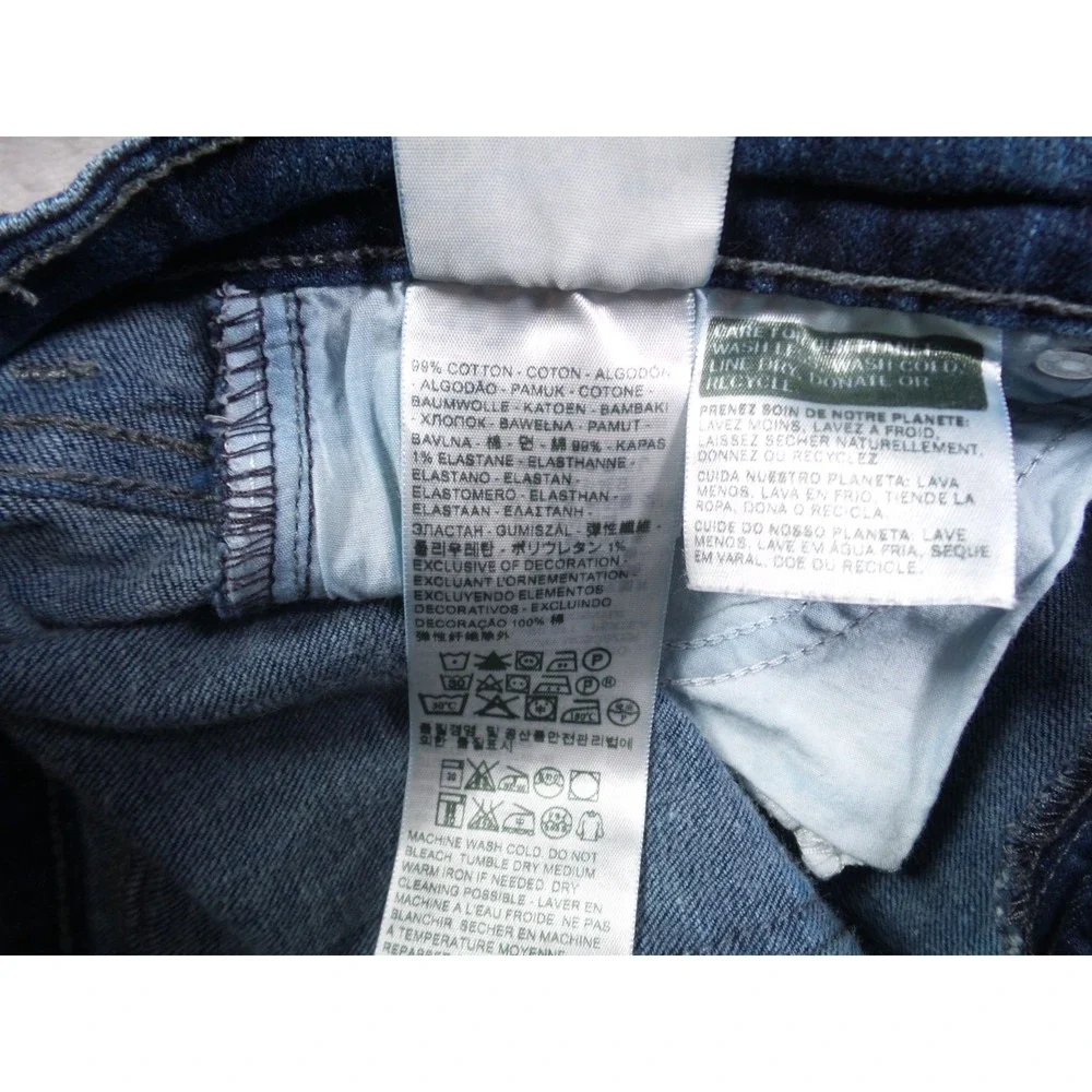 Levis Jeans Womens Size 30 x 28 Blue Denim Mid Rise Skinny‎ Stretch Comfort Dark